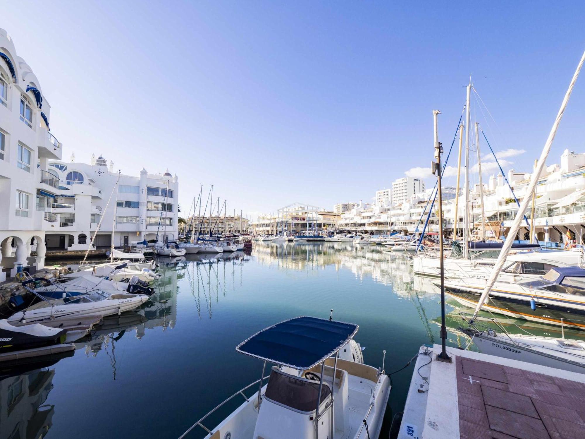 Mshome Puerto Marina Exclusive Benalmádena Exterior photo